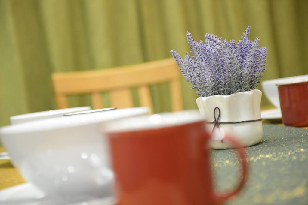 8Pax Cozy Home Stay Jazz Suites 1 Vivacity Kuching Sarawak 3Br Exteriér fotografie