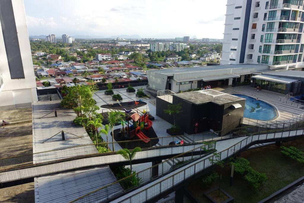 8Pax Cozy Home Stay Jazz Suites 1 Vivacity Kuching Sarawak 3Br Exteriér fotografie