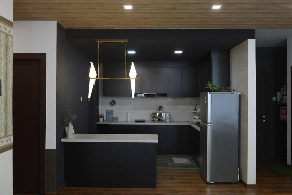 8Pax Cozy Home Stay Jazz Suites 1 Vivacity Kuching Sarawak 3Br Exteriér fotografie